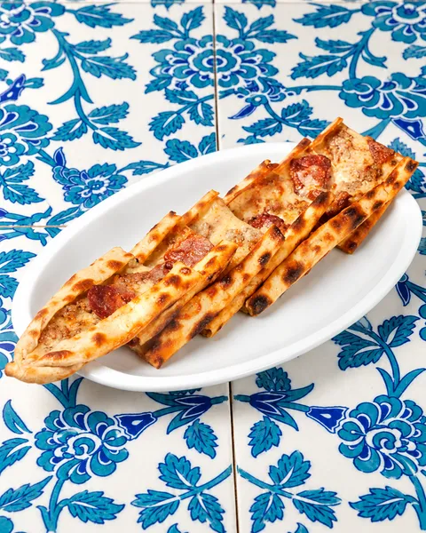 Karışık Pide